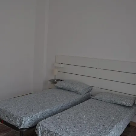 Happy House Diano Marina