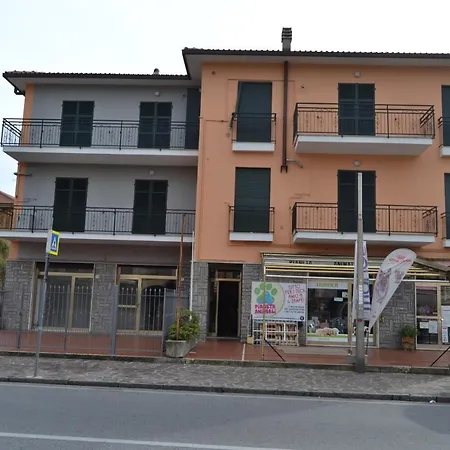 Apartment Happy House Diano Marina