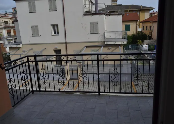 Happy House Diano Marina